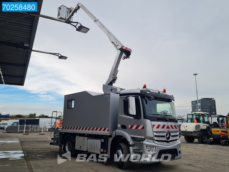 Mercedes-Benz Antos 1830 4X2 Hubarbeitsbühne 14.70m Time France VST 248 NF Navi Euro 6 - شاحنة كرين: صورة 5 Mercedes-Benz Antos 1830 4X2 Hubarbeitsbühne 14.70m Time France VST 248 NF Navi Euro 6 - شاحنة كرين: صورة 5