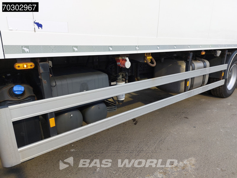 شاحنة الفريزر Mercedes-Benz Antos 2532 Antos 6X2 Carrier Supra 850 Nordic Automatic Euro 6: صورة 12 شاحنة الفريزر Mercedes-Benz Antos 2532 Antos 6X2 Carrier Supra 850 Nordic Automatic Euro 6: صورة 12