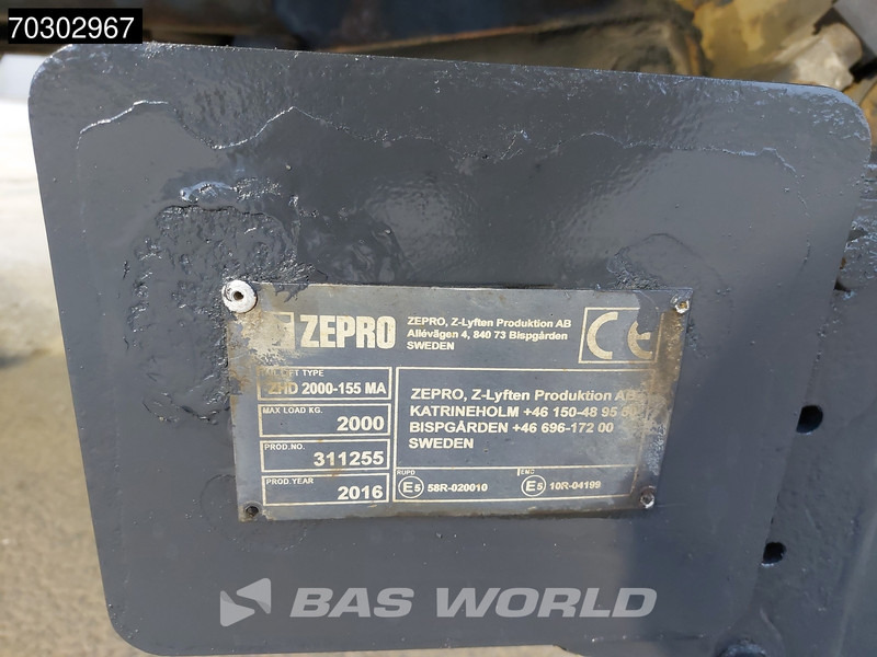 شاحنة الفريزر Mercedes-Benz Antos 2532 Antos 6X2 Carrier Supra 850 Nordic Automatic Euro 6: صورة 19 شاحنة الفريزر Mercedes-Benz Antos 2532 Antos 6X2 Carrier Supra 850 Nordic Automatic Euro 6: صورة 19
