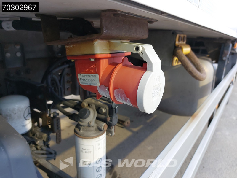 شاحنة الفريزر Mercedes-Benz Antos 2532 Antos 6X2 Carrier Supra 850 Nordic Automatic Euro 6: صورة 14 شاحنة الفريزر Mercedes-Benz Antos 2532 Antos 6X2 Carrier Supra 850 Nordic Automatic Euro 6: صورة 14