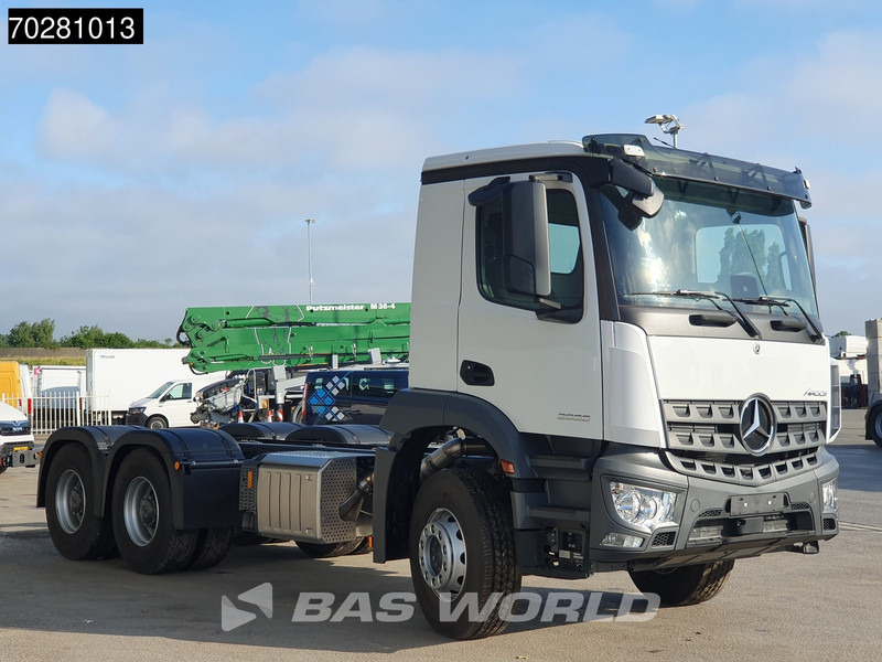 Mercedes-Benz Arocs 2636 6X4 NEW chassis Flywheel PTO Big-Axle Automatic Steelsuspension Euro 6 - شاحنة هيكل كابينة: صورة 3 Mercedes-Benz Arocs 2636 6X4 NEW chassis Flywheel PTO Big-Axle Automatic Steelsuspension Euro 6 - شاحنة هيكل كابينة: صورة 3