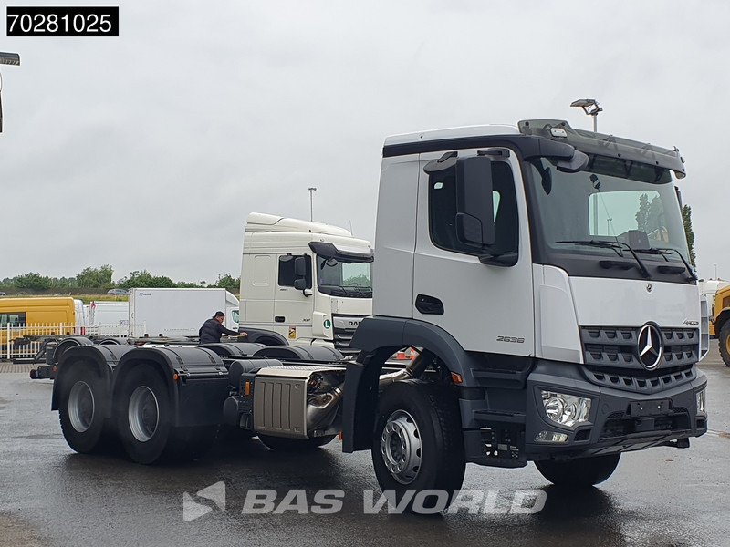 Mercedes-Benz Arocs 2636 6X4 NEW chassis Flywheel PTO Big-Axle Automatic Steelsuspension Euro 6 - شاحنة هيكل كابينة: صورة 3 Mercedes-Benz Arocs 2636 6X4 NEW chassis Flywheel PTO Big-Axle Automatic Steelsuspension Euro 6 - شاحنة هيكل كابينة: صورة 3