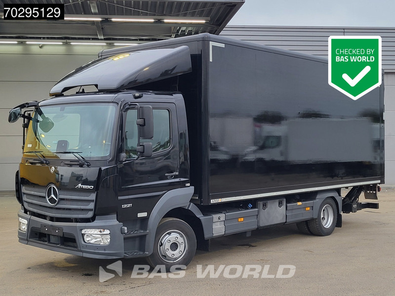 Mercedes-Benz Atego 1221 4X2 12tonner 1500kg Ladebordwand Automatic Airco Euro 6 - شاحنة مقفلة: صورة 1 Mercedes-Benz Atego 1221 4X2 12tonner 1500kg Ladebordwand Automatic Airco Euro 6 - شاحنة مقفلة: صورة 1