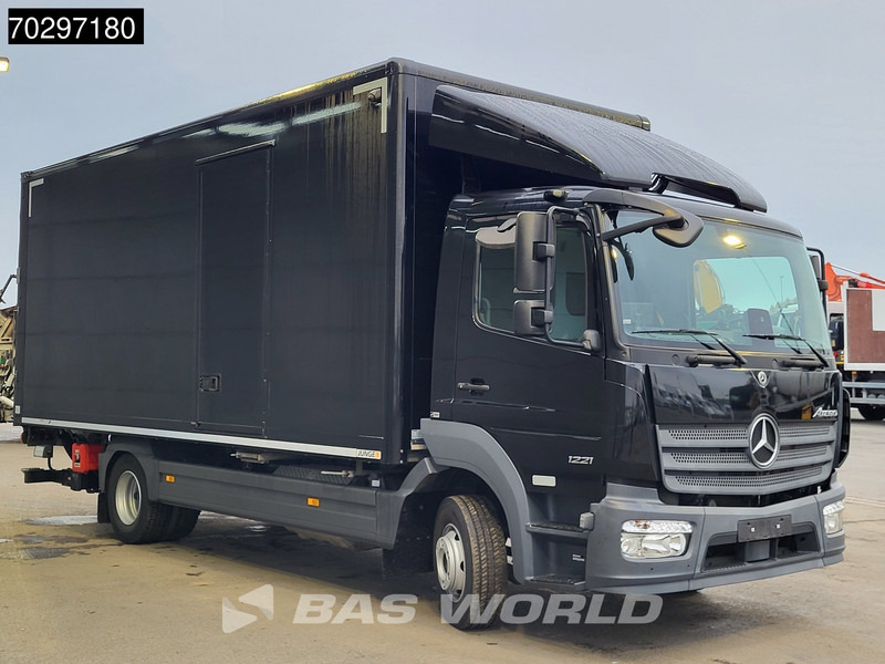 Mercedes-Benz Atego 1221 4X2 1500kg Ladebordwand Automatic Euro 6 - شاحنة مقفلة: صورة 3 Mercedes-Benz Atego 1221 4X2 1500kg Ladebordwand Automatic Euro 6 - شاحنة مقفلة: صورة 3