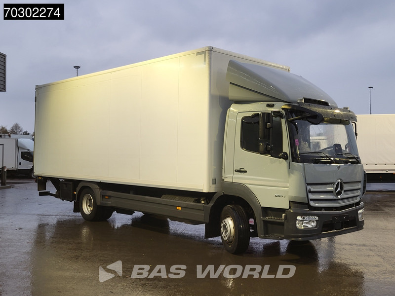 Mercedes-Benz Atego 1224 Atego 4X2 6-Cylinder 12t Automatic Tail Gate Euro 6 - شاحنة مقفلة: صورة 3 Mercedes-Benz Atego 1224 Atego 4X2 6-Cylinder 12t Automatic Tail Gate Euro 6 - شاحنة مقفلة: صورة 3