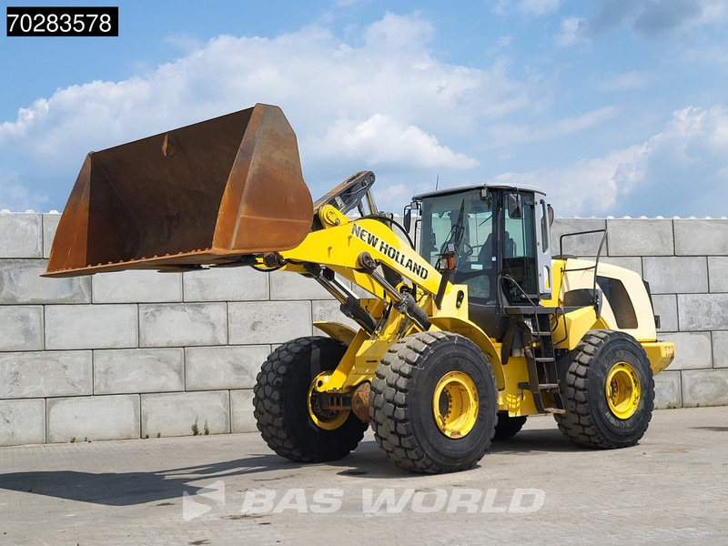 New Holland W270 - اللودر بعجل: صورة 3 New Holland W270 - اللودر بعجل: صورة 3