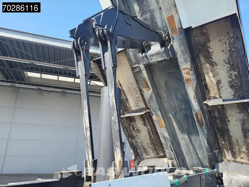 Renault Kerax 430 8X4 16m3 tipper Retarder Big-Axle steel suspension automatic Euro 5 - شاحنة قلاب: صورة 5 Renault Kerax 430 8X4 16m3 tipper Retarder Big-Axle steel suspension automatic Euro 5 - شاحنة قلاب: صورة 5