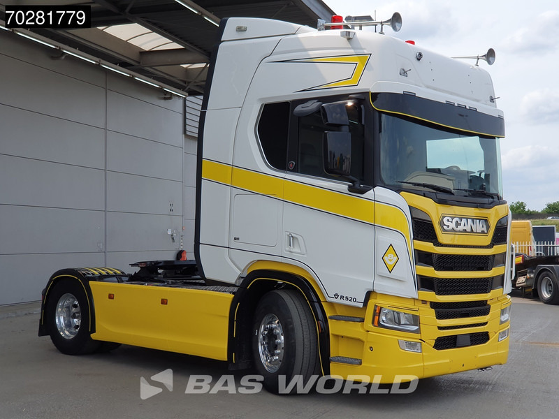 Scania R520 4X2 Full-Air Retarder 2x Tanks Standklima Leather Alcoa's - وحدة جر: صورة 3 Scania R520 4X2 Full-Air Retarder 2x Tanks Standklima Leather Alcoa's - وحدة جر: صورة 3