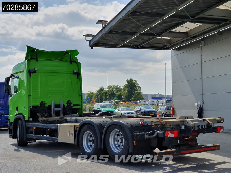 Scania R520 R 6X2 BDF Retarder Lift-axle Automatic LED ACC Euro 6 - شاحنات الحاويات / جسم علوي قابل للتغيير شاحنة: صورة 2 Scania R520 R 6X2 BDF Retarder Lift-axle Automatic LED ACC Euro 6 - شاحنات الحاويات / جسم علوي قابل للتغيير شاحنة: صورة 2