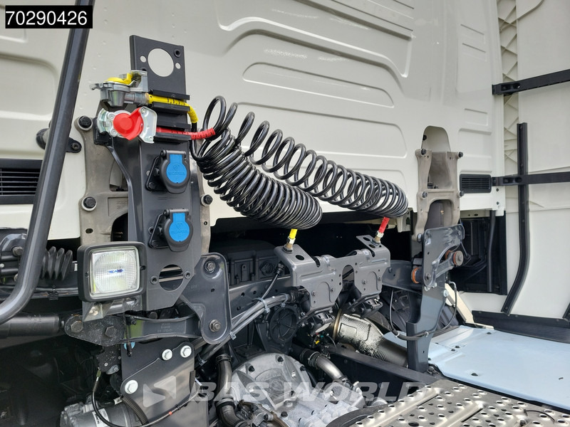 Scania S500 4X2 NEW! Full-Air Retarder Leder 2x Tanks ACC Standklima - وحدة جر: صورة 5 Scania S500 4X2 NEW! Full-Air Retarder Leder 2x Tanks ACC Standklima - وحدة جر: صورة 5