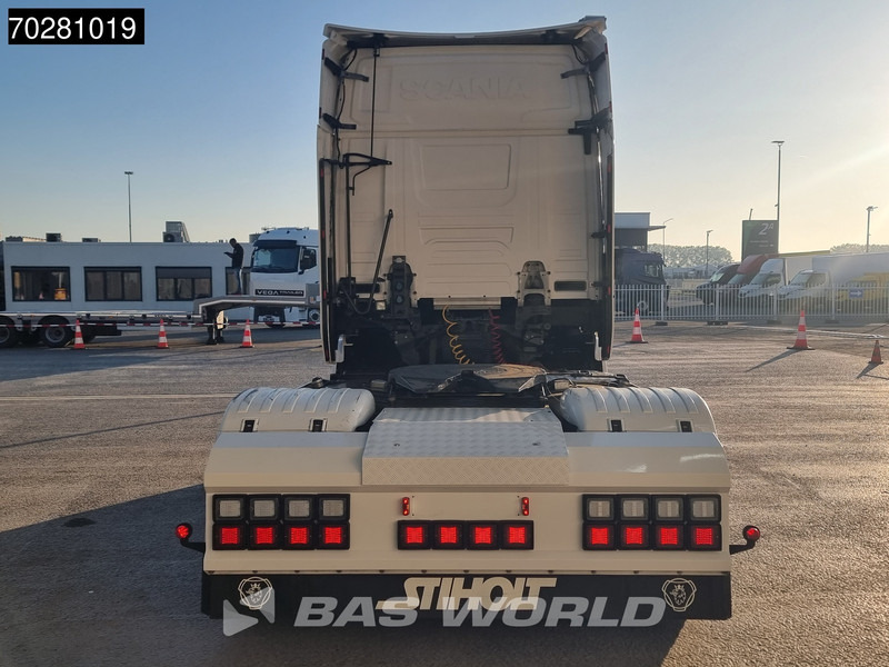Scania S520 890 4X2 Full-Air Retarder 2x Tanks Leather Alcoa's - وحدة جر: صورة 3 Scania S520 890 4X2 Full-Air Retarder 2x Tanks Leather Alcoa's - وحدة جر: صورة 3