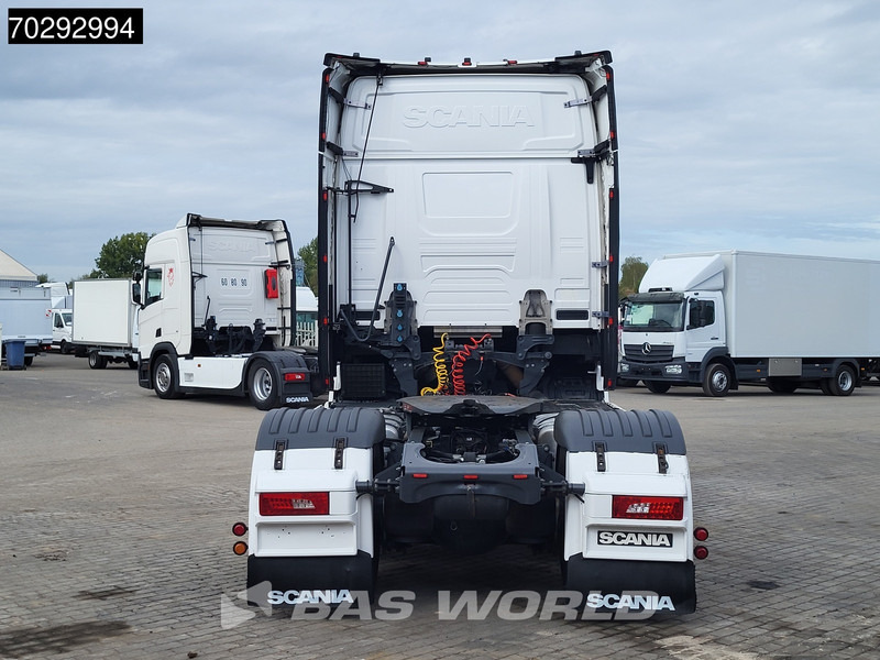 Scania S520 S 4X2 Retarder Full-Air 2x Tanks Leder Standklima Navi ACC LED Euro 6 - وحدة جر: صورة 3 Scania S520 S 4X2 Retarder Full-Air 2x Tanks Leder Standklima Navi ACC LED Euro 6 - وحدة جر: صورة 3