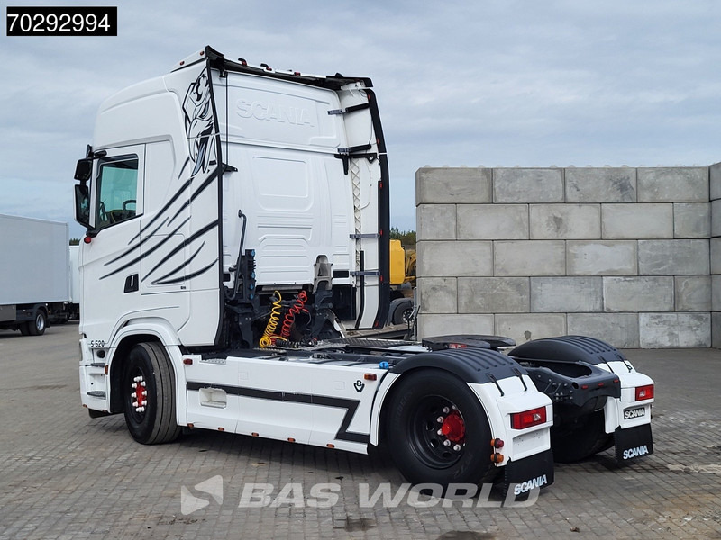 Scania S520 S 4X2 Retarder Full-Air 2x Tanks Leder Standklima Navi ACC LED Euro 6 - وحدة جر: صورة 2 Scania S520 S 4X2 Retarder Full-Air 2x Tanks Leder Standklima Navi ACC LED Euro 6 - وحدة جر: صورة 2