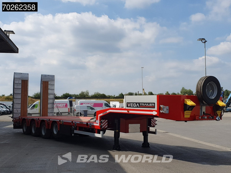 Vega STANDARD LOWBED 2 axles Lift + 2xLenkachse Hydraulic Ramps - عربة منخفضة مسطحة نصف مقطورة: صورة 3 Vega STANDARD LOWBED 2 axles Lift + 2xLenkachse Hydraulic Ramps - عربة منخفضة مسطحة نصف مقطورة: صورة 3