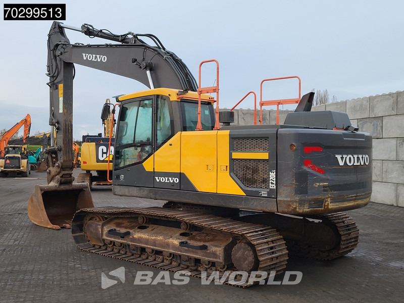 Volvo EC220 E L - حفار زحاف: صورة 2 Volvo EC220 E L - حفار زحاف: صورة 2