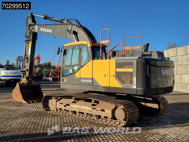 Volvo EC220 E L - حفار زحاف: صورة 2 Volvo EC220 E L - حفار زحاف: صورة 2