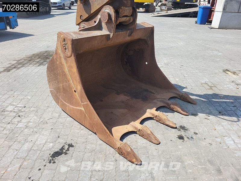 حفار زحاف Volvo EC220 E L: صورة 19