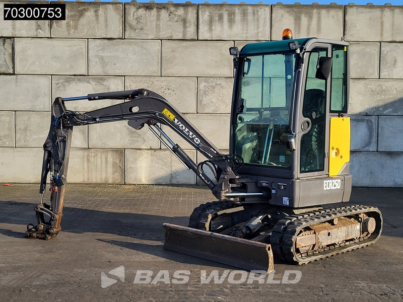 Volvo ECR25 D - حفارة مُصَّغرة: صورة 2 Volvo ECR25 D - حفارة مُصَّغرة: صورة 2