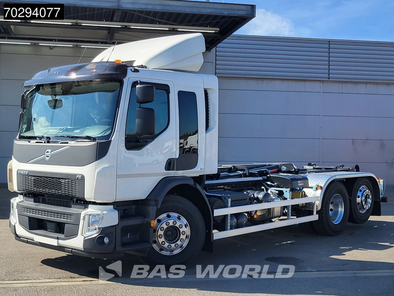 Volvo FE 320 6X2 NEW HIAB 21Tons Abrollkipper Lift+Lenkachse Automatic Euro 6 - شاحنة ذات خطاف: صورة 3 Volvo FE 320 6X2 NEW HIAB 21Tons Abrollkipper Lift+Lenkachse Automatic Euro 6 - شاحنة ذات خطاف: صورة 3
