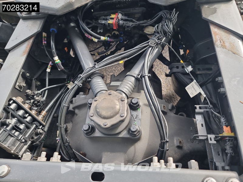 وحدة جر Volvo FH 460 4X2 LNG XL VEB+ 2x Tanks Full-Air I-ParkCool ACC Alcoa´s LED: صورة 17
