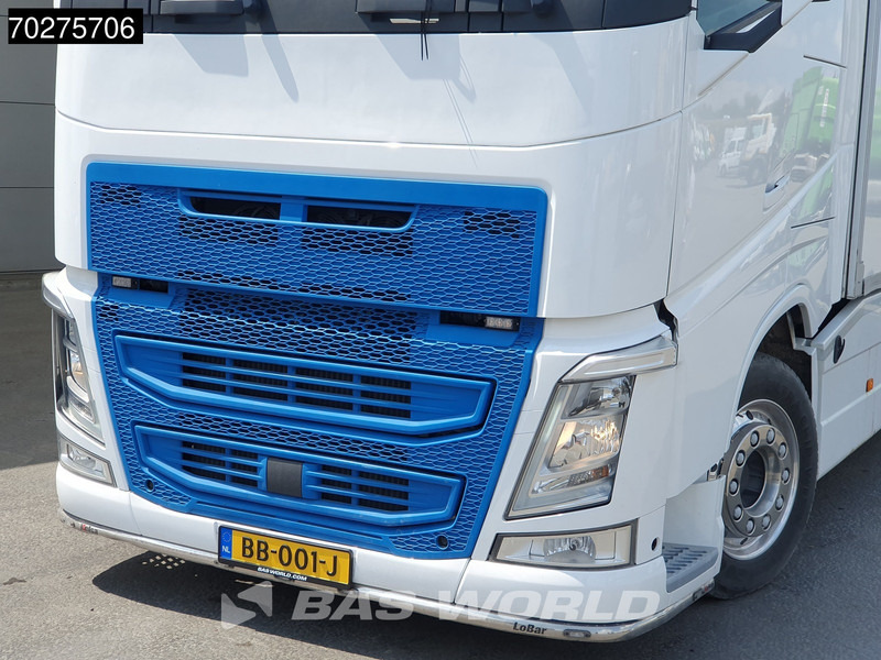Volvo FH 500 6X2 NL-Truck LOW Milage! Etandable Mobile Clinic BDF Boxes VEB+ - شاحنات الحاويات / جسم علوي قابل للتغيير شاحنة: صورة 5 Volvo FH 500 6X2 NL-Truck LOW Milage! Etandable Mobile Clinic BDF Boxes VEB+ - شاحنات الحاويات / جسم علوي قابل للتغيير شاحنة: صورة 5