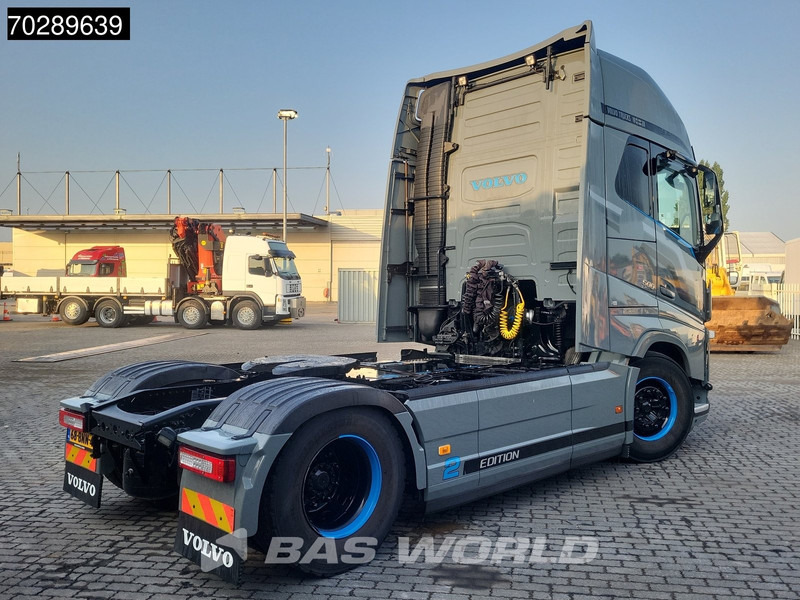 Volvo FH 500 FH 4X2 Edition2! NL-Truck XL Full-Air TC Dual-Clutch VDS 2xTanks Xenon I-ParkCool ACC Euro 6 - وحدة جر: صورة 5 Volvo FH 500 FH 4X2 Edition2! NL-Truck XL Full-Air TC Dual-Clutch VDS 2xTanks Xenon I-ParkCool ACC Euro 6 - وحدة جر: صورة 5