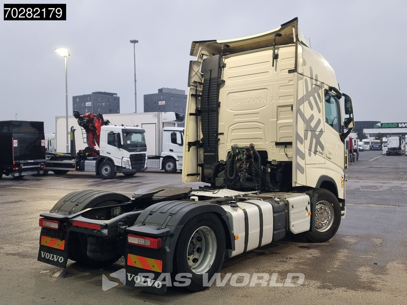 Volvo FH 540 4X2 VEB+ 2xTanks ACC I-Park Cool Euro 6 - وحدة جر: صورة 5 Volvo FH 540 4X2 VEB+ 2xTanks ACC I-Park Cool Euro 6 - وحدة جر: صورة 5