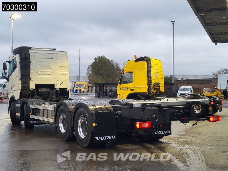 Volvo FH16 750 FH 8X4 NEW 8x4 chassis! Air suspension Big-Axle Automatic VEB+ Euro 6 - شاحنة هيكل كابينة: صورة 2 Volvo FH16 750 FH 8X4 NEW 8x4 chassis! Air suspension Big-Axle Automatic VEB+ Euro 6 - شاحنة هيكل كابينة: صورة 2