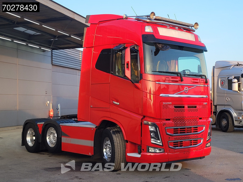 Volvo FH16 750 FH16 6X2 Special-Interior Full-Air Work-Remote Dynamic Steering Alcoa ACC Xenon - وحدة جر: صورة 3 Volvo FH16 750 FH16 6X2 Special-Interior Full-Air Work-Remote Dynamic Steering Alcoa ACC Xenon - وحدة جر: صورة 3