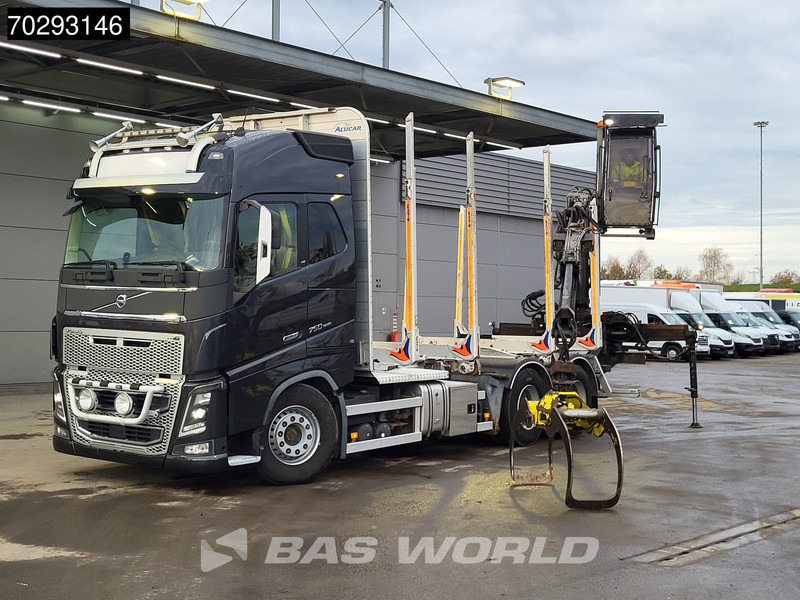 Volvo FH16 750 FH16 6X4 HIAB LOGLIFT F108S 83 Wood crane Retarder VEB+ Big-Axle Euro 6 - شاحنة قطع الأشجار, شاحنة كرين: صورة 5 Volvo FH16 750 FH16 6X4 HIAB LOGLIFT F108S 83 Wood crane Retarder VEB+ Big-Axle Euro 6 - شاحنة قطع الأشجار, شاحنة كرين: صورة 5