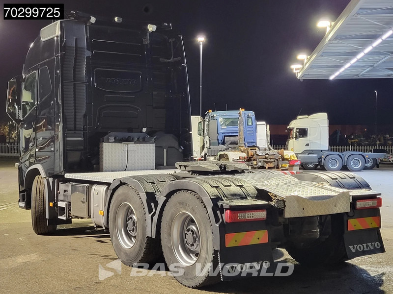 Volvo FH16 750 FH16 6X4 Retarder Big-Axle Hydraulik Leder 60% Tyres - وحدة جر: صورة 2 Volvo FH16 750 FH16 6X4 Retarder Big-Axle Hydraulik Leder 60% Tyres - وحدة جر: صورة 2