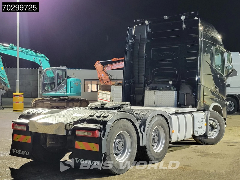 Volvo FH16 750 FH16 6X4 Retarder Big-Axle Hydraulik Leder 60% Tyres - وحدة جر: صورة 5 Volvo FH16 750 FH16 6X4 Retarder Big-Axle Hydraulik Leder 60% Tyres - وحدة جر: صورة 5
