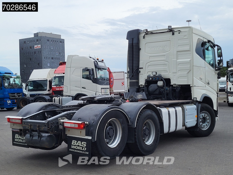 Volvo FH16 750 FH16 6X4 Retarder Big-Axle Xenon Liftaxle Euro 6 - وحدة جر: صورة 5 Volvo FH16 750 FH16 6X4 Retarder Big-Axle Xenon Liftaxle Euro 6 - وحدة جر: صورة 5