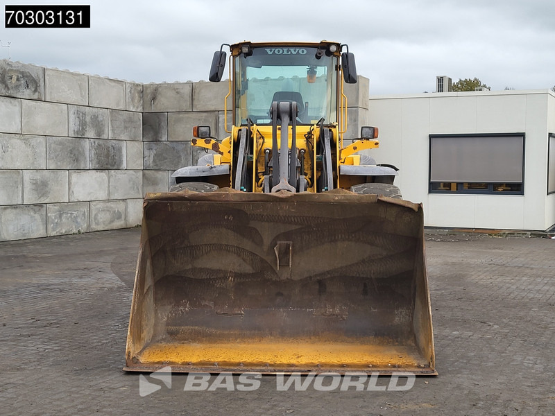 اللودر بعجل Volvo L120 E Quick Coupler: صورة 9 اللودر بعجل Volvo L120 E Quick Coupler: صورة 9