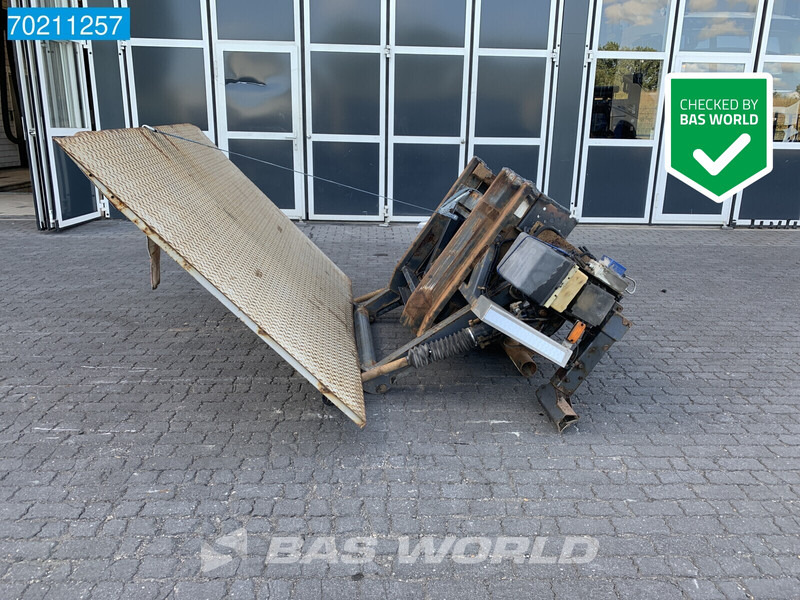 ZEPRO ZAEHD 200-175 MA Laadcapaciteit 2.000kg - رافعة هيدروليك خلفية: صورة 1 ZEPRO ZAEHD 200-175 MA Laadcapaciteit 2.000kg - رافعة هيدروليك خلفية: صورة 1