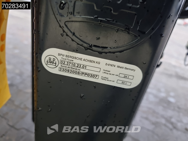 جديدة نصف مقطورة مباشرة kraker CF-Z 3 axles 10mm Liftachse 90m3: صورة 14