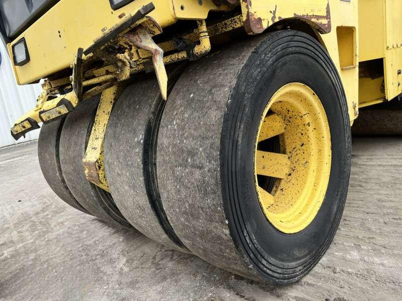 مدحلة المختلطة Bomag BW 135 AC: صورة 24
