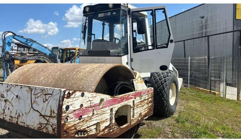 Bomag BW219 DH-4 - مدحلة المختلطة: صورة 2 Bomag BW219 DH-4 - مدحلة المختلطة: صورة 2