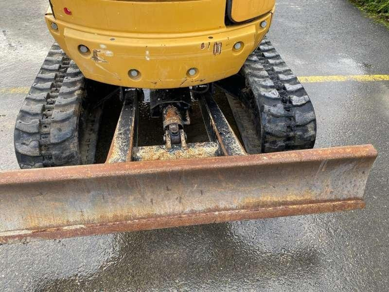 Caterpillar CANOPY 302.7DCR MACHINE SUISSE - حفارة مُصَّغرة: صورة 5 Caterpillar CANOPY 302.7DCR MACHINE SUISSE - حفارة مُصَّغرة: صورة 5