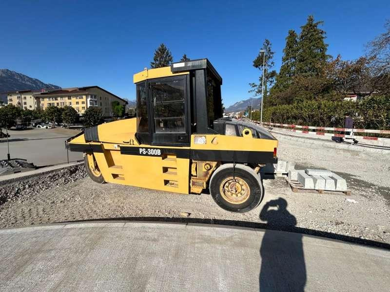 Caterpillar PS300B - مدحلة هوائية: صورة 4 Caterpillar PS300B - مدحلة هوائية: صورة 4
