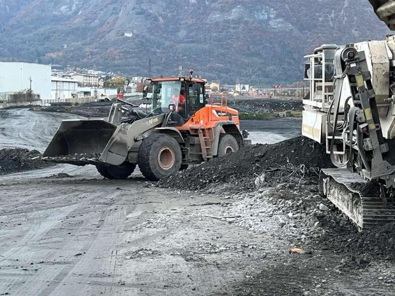 Doosan DL300 - اللودر بعجل: صورة 5 Doosan DL300 - اللودر بعجل: صورة 5