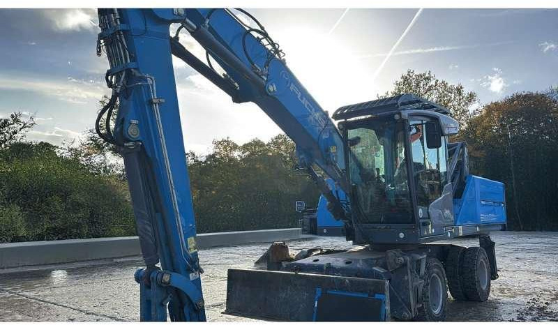 Fuchs MHL320F - معالج النفايات: صورة 1 Fuchs MHL320F - معالج النفايات: صورة 1