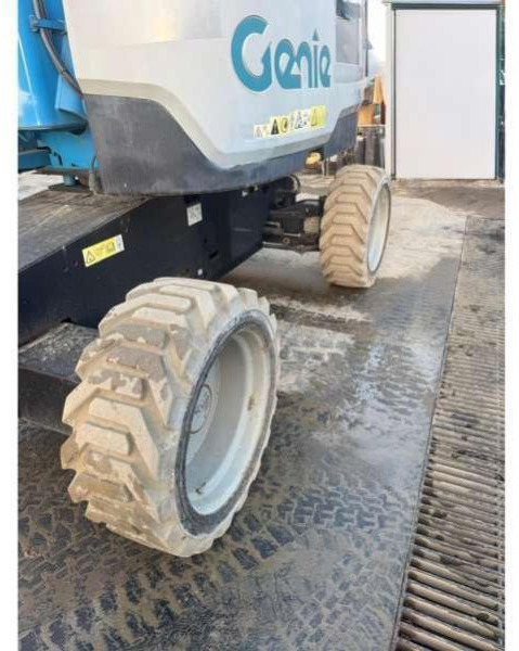 Genie Z60/37 FE HYBRID - الرأسي رفع الصاري: صورة 5 Genie Z60/37 FE HYBRID - الرأسي رفع الصاري: صورة 5