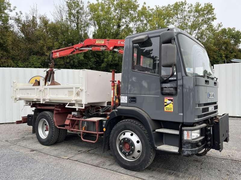 Iveco Camion Benne GRUE TECTOR 130E18 - شاحنة قلاب: صورة 1 Iveco Camion Benne GRUE TECTOR 130E18 - شاحنة قلاب: صورة 1