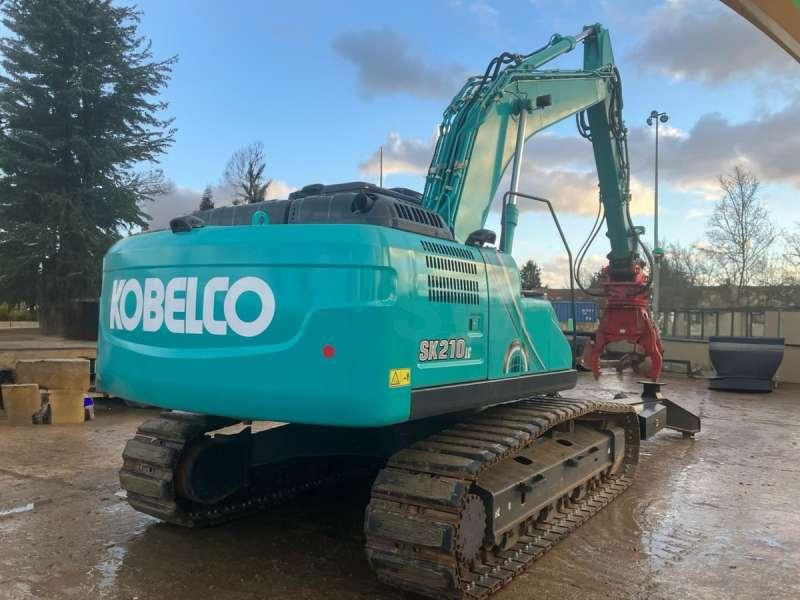 Kobelco SK210LC-10E - معالج النفايات: صورة 4 Kobelco SK210LC-10E - معالج النفايات: صورة 4