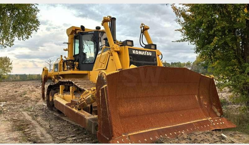 Komatsu D155AX-5 - جرافة: صورة 1 Komatsu D155AX-5 - جرافة: صورة 1