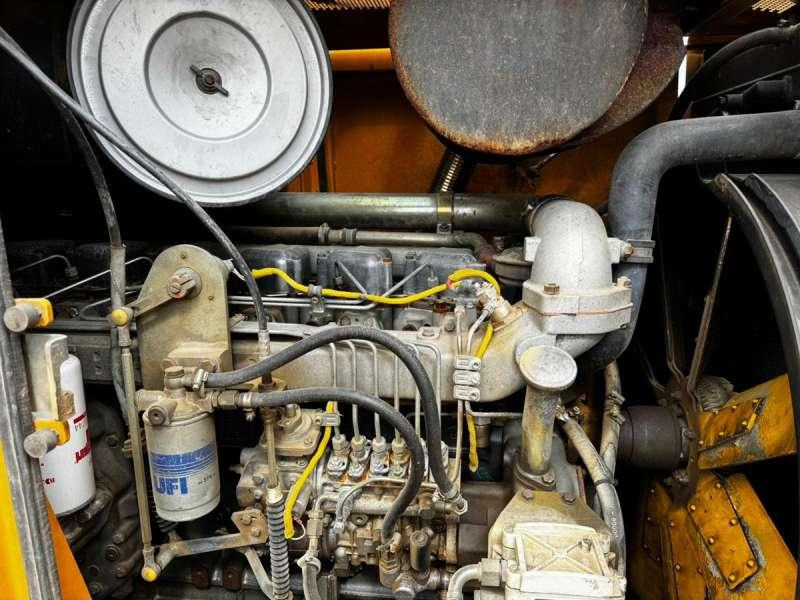Komatsu DRP060-4A - اللودر المجنزر: صورة 4 Komatsu DRP060-4A - اللودر المجنزر: صورة 4