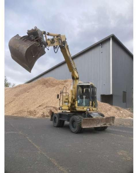 Komatsu PW160-7K - حفارة دولاب: صورة 4 Komatsu PW160-7K - حفارة دولاب: صورة 4