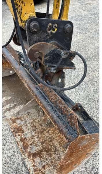 Komatsu PW98MR-11E0 - حفارة دولاب: صورة 5 Komatsu PW98MR-11E0 - حفارة دولاب: صورة 5