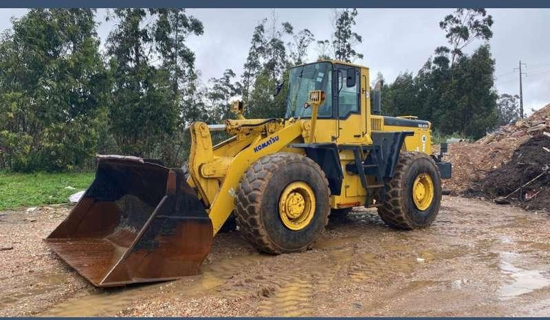 Komatsu WA470-3A - اللودر بعجل: صورة 1 Komatsu WA470-3A - اللودر بعجل: صورة 1